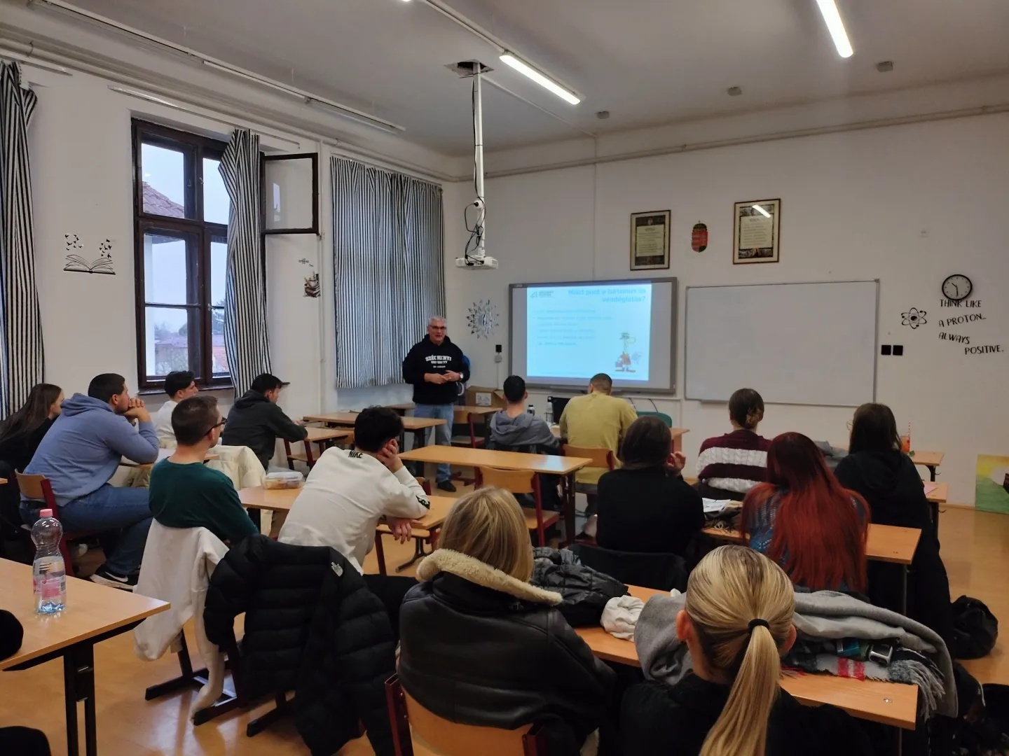 Középiskolai tájékoztató - SZE_KGK